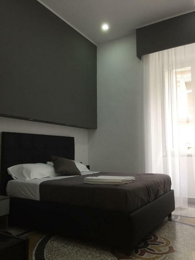 Mb95 - Mezzocannone Luxurious Bed&Breakfast ナポリ エクステリア 写真