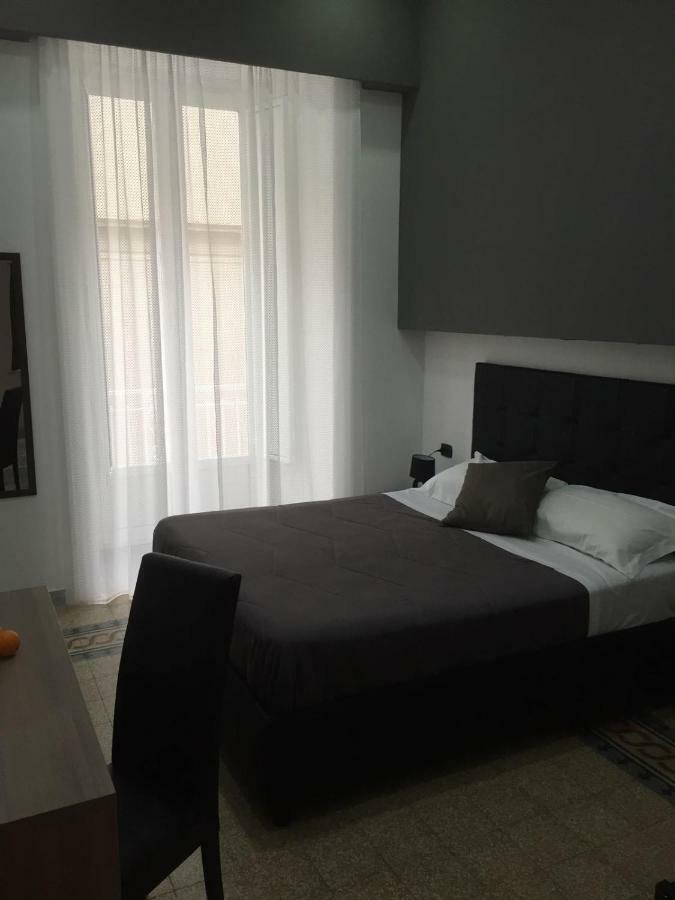 Mb95 - Mezzocannone Luxurious Bed&Breakfast ナポリ エクステリア 写真